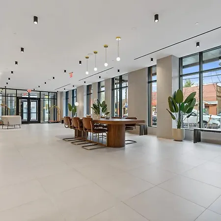 Landing Modern 2Bd Rooftop Lounge Gym Apartment *