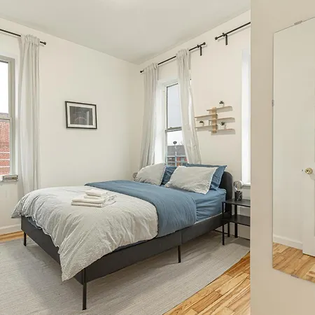 Modern 2br Retreat With Washer & Dryer - Near Subway & Lga *