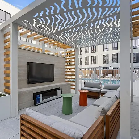 Landing Modern 2Bd Rooftop Lounge Gym *