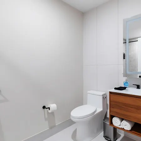 Apartment Landing Modern 2Bd Rooftop Lounge Gym *