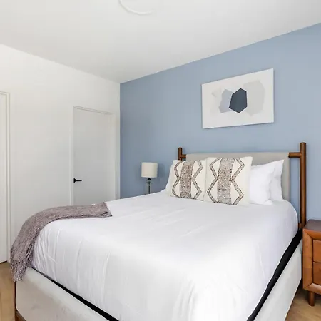 Landing Modern 2Bd Rooftop Lounge Gym *