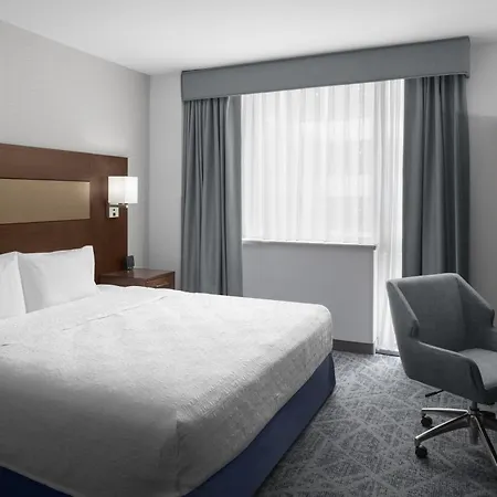 Hotel Hampton Manhattan Grand 3*