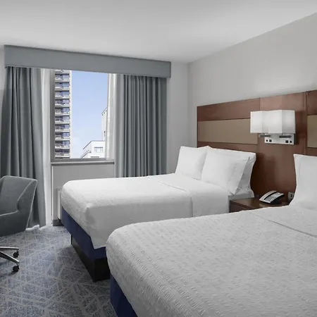 Hotel Hampton Manhattan Grand 3*