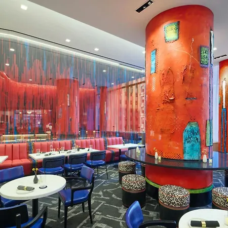 By Marriott Manhattan/central Park Hotel 4*