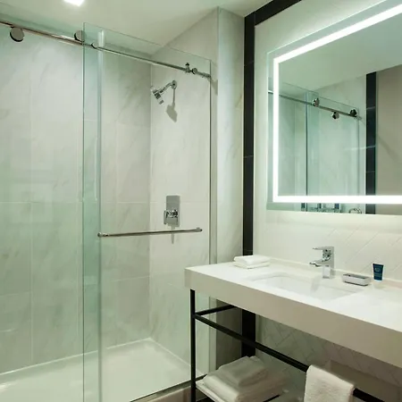 Hotel Four Points By Sheraton Manhattan Midtown West New York
