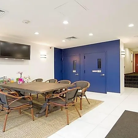 36 Hudson (adults Only) 3*