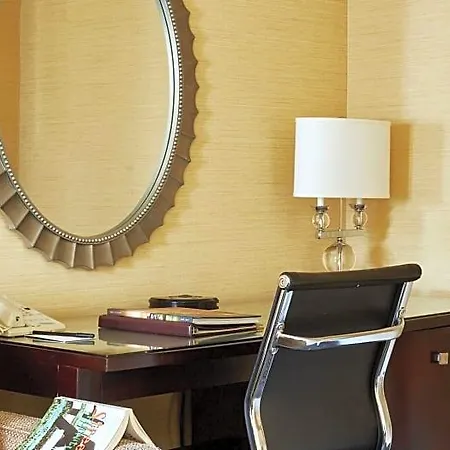 Excelsior Hotel 3*
