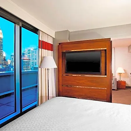 The Chelsean Hotel 3*