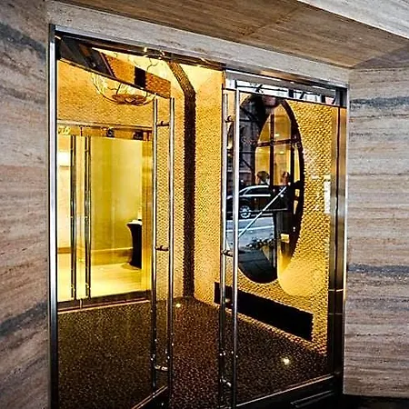 Hotel Lexington Plaza