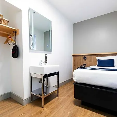 Hotel Americana 2*