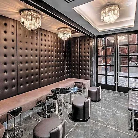 Aliz Times Square Hotel 4*