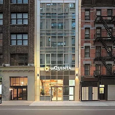 La Quinta By Wyndham Time Square South New York