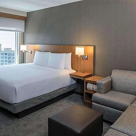 Hyatt Place Long Island Hotel New York
