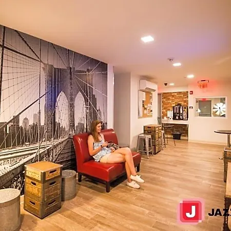Hostel Jazz On Columbus Circle