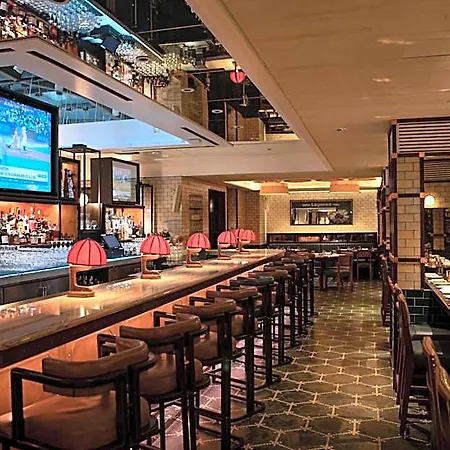 Moxy Nyc Times Square