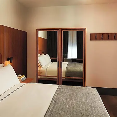 Hotel The Moore, City, A Member Of Design 4*