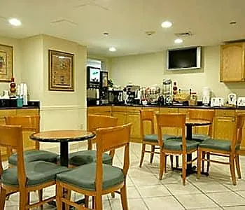 Hotel Ramada Eastside New York
