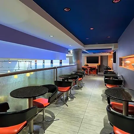 Nyma, The Manhattan Hotel