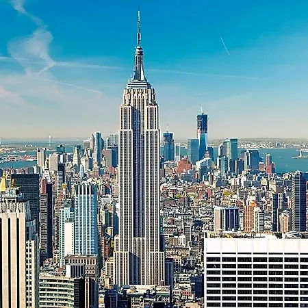 Nyma, The Manhattan Hotel