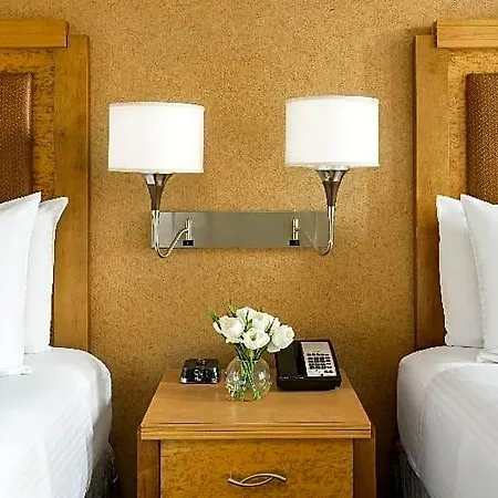 Nyma, The Manhattan 4*