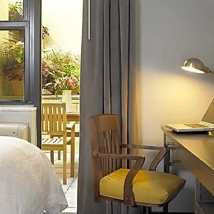Hampton Manhattan-seaport-financial District Hotel