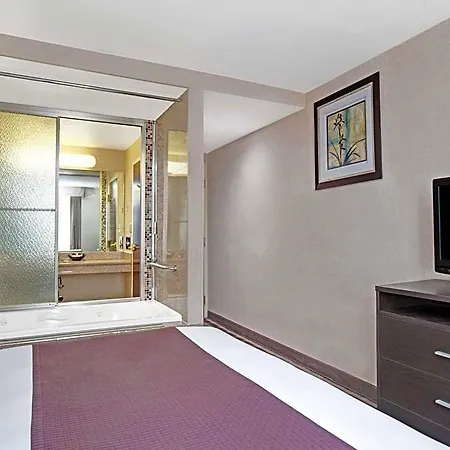Hotel Days By Wyndham Jamaica / Jfk Airport 3*