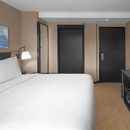 Hotel Courtyard By Marriott World Trade Center Area New York