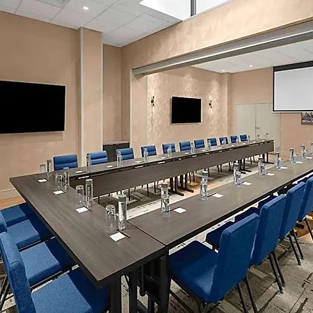 Courtyard By Marriott World Trade Center Area 3* New York
