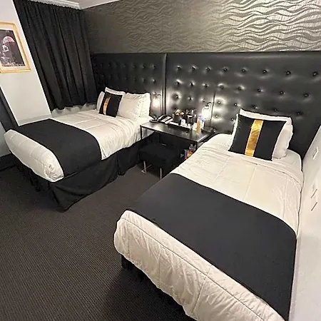 Hotel Howard Johnson Soho 3*