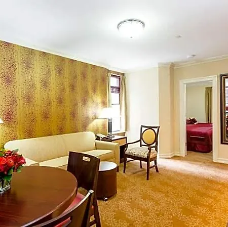 Radio Aparthotel New York