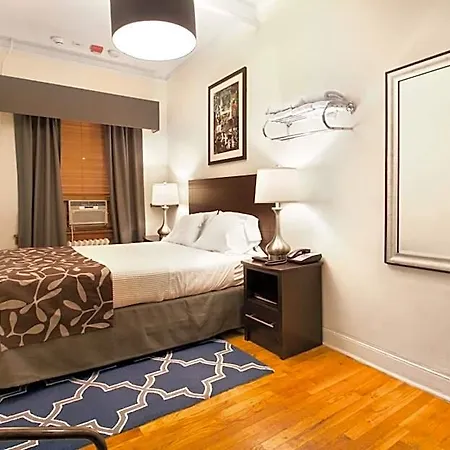 309 Hotel 2*
