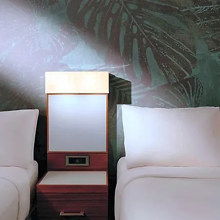 Courtyard By Marriott Downtown Manhattan/world Trade Center Area 3*