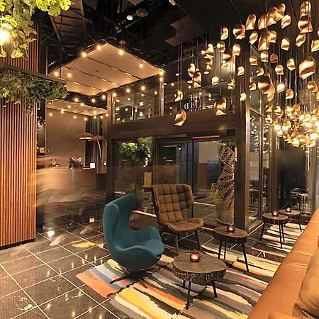 Courtyard By Marriott Downtown Manhattan/world Trade Center Area