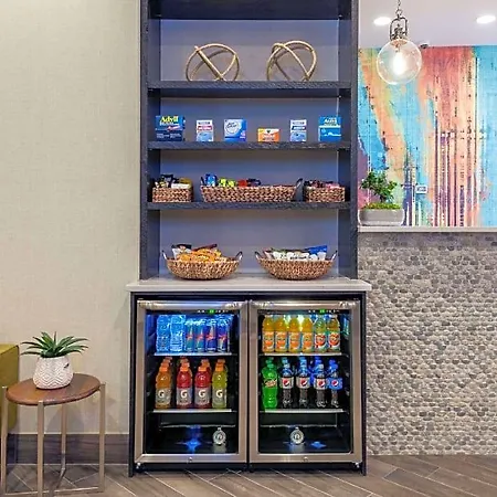 Wyndham Garden Laguardia South 3* New York