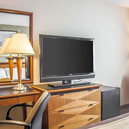 Hotel Comfort Brooklyn 2*