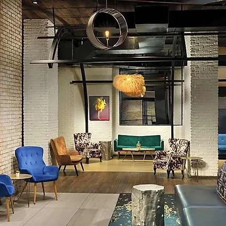 Doubletree By Hilton New York Times Square West 4* New York