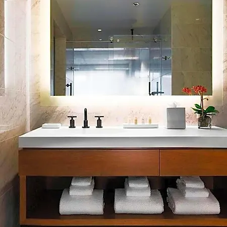 Renaissance Midtown 4* New York