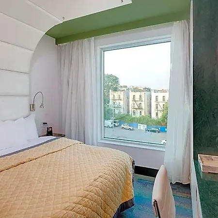 Hotel Wyndham Garden Brooklyn Sunset Park 4*
