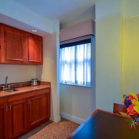 San Carlos Hotel 4*
