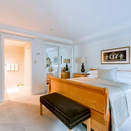 The Michelangelo 4* New York