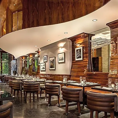 Hotel Hugo
