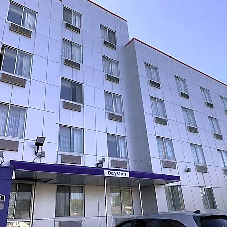 Days By Wyndham Brooklyn Borough Park New York