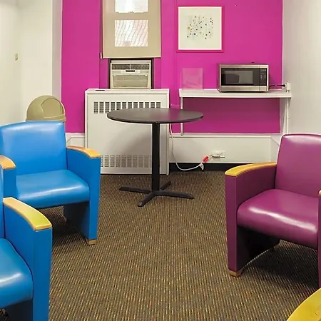 Hostel Vanderbilt Ymca *