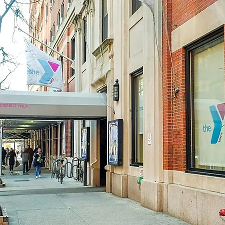 Vanderbilt Ymca Hostel *