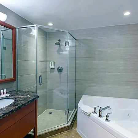 Ramada By Wyndham Flushing Queens 3* New York