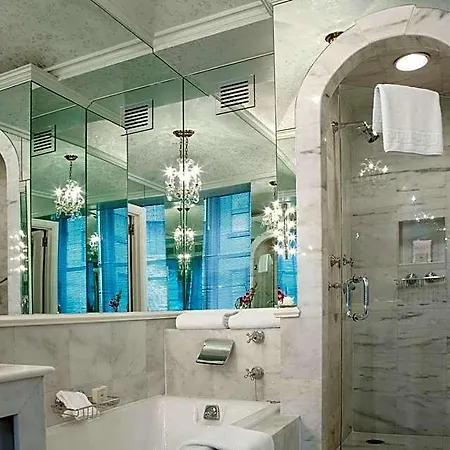 Hotel The Sherry Netherland