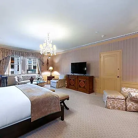 Hotel The Sherry Netherland 5*