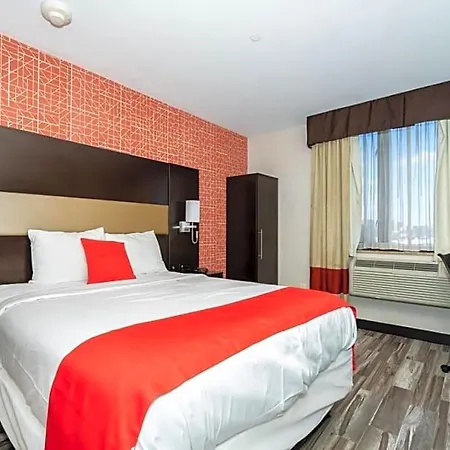 Hotel Howard Johnson By Wyndham Jamaica Ny Near Airtrain Jfk New York
