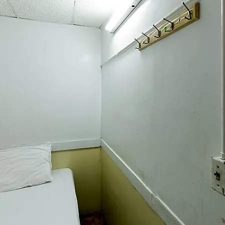 Bowery Grand Hostel
