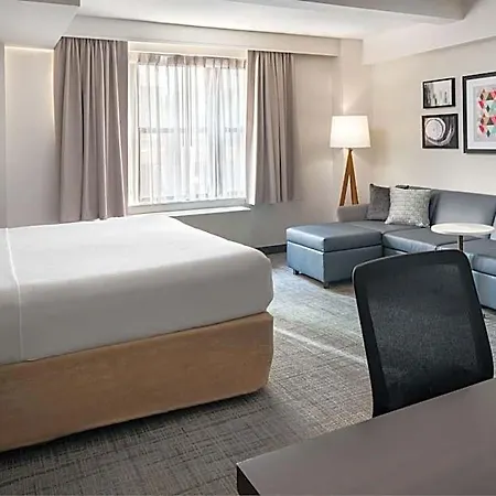 By Marriott Manhattan/ Midtown Eastside Hotel New York